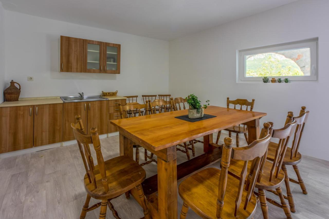 Holiday House Dino Брибир Екстер'єр фото