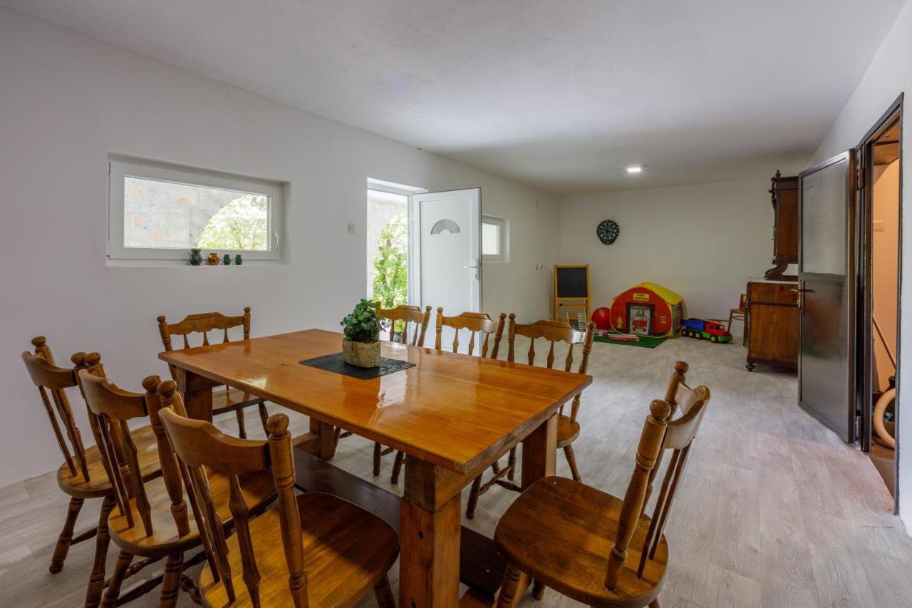 Holiday House Dino Брибир Екстер'єр фото